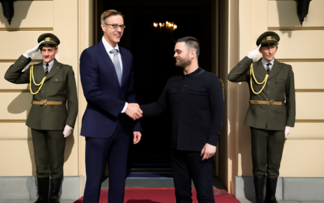 „Cooperare Extinsă: Acorduri Semnate Între Producătorii de Arme din Finlanda și Ucraina”